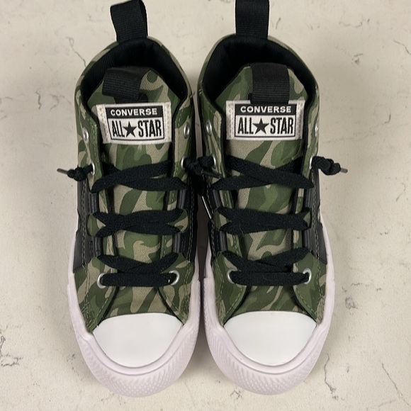 Converse Chuck Taylor All Star Ultra 2 Sneaker - Kids' Size 1 Youth - Picture 3 of 16